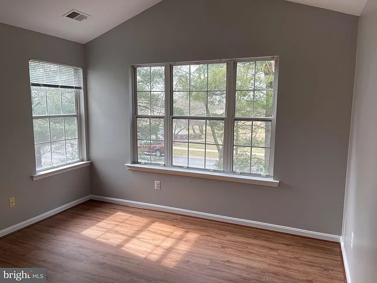 6 Marketree Ct — Photo 15