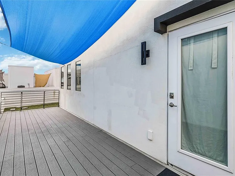 1332 W Gray St #5 — Photo 29