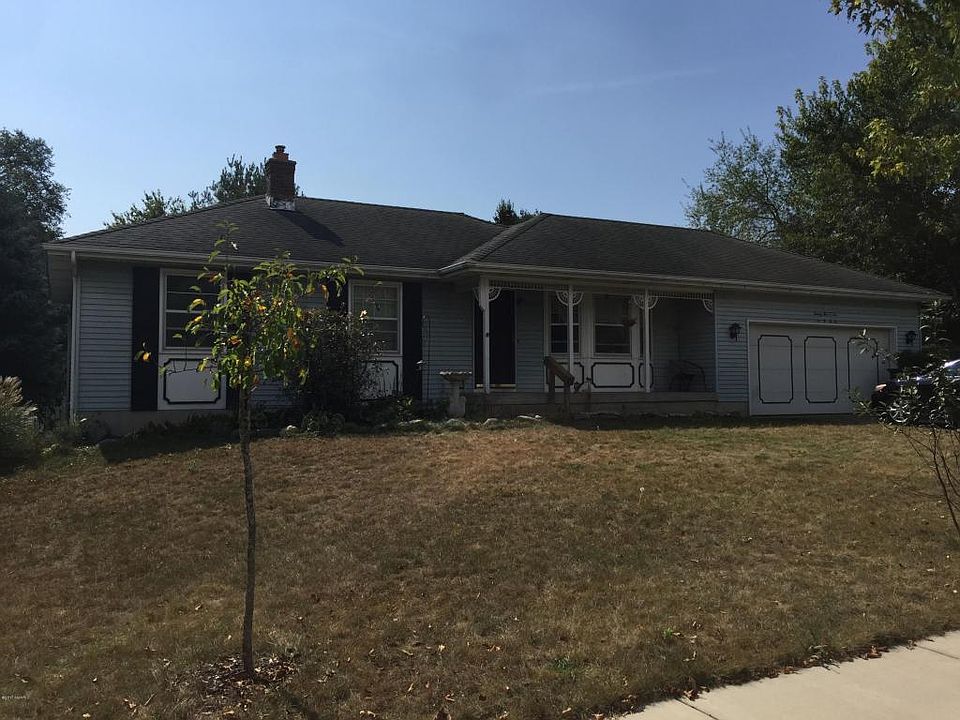 1st image of 2506 Kewadin Dr NE
