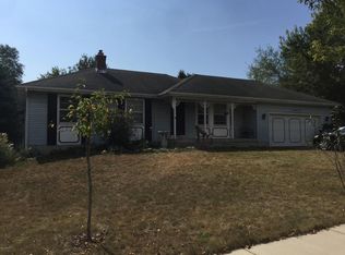 2506 Kewadin Dr NE, Grand Rapids, MI 49525