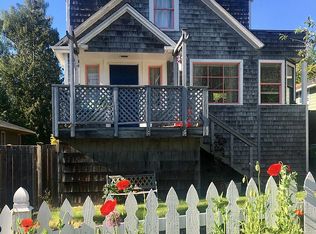 318 NE 89th St, Seattle, WA 98115