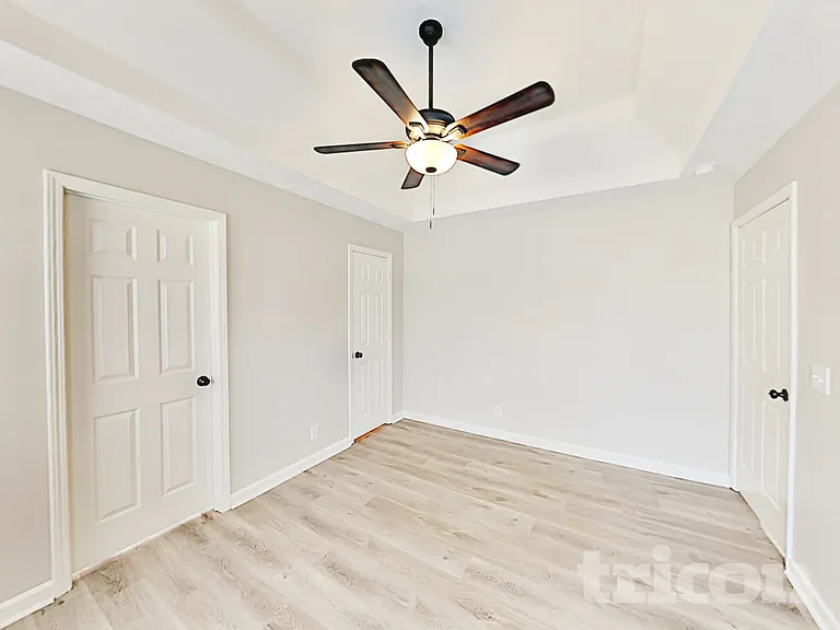 240 Green Hills Dr — Photo 8
