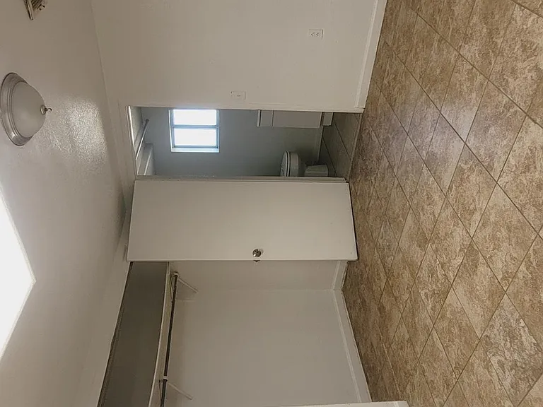 4412 N 67th Ave — Photo 15