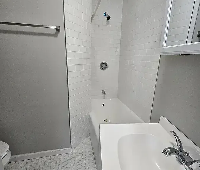 1175 Chapel St #202 — Photo 6