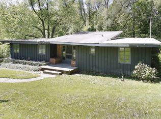 3010 Ferdon Rd, Kalamazoo, MI 49008