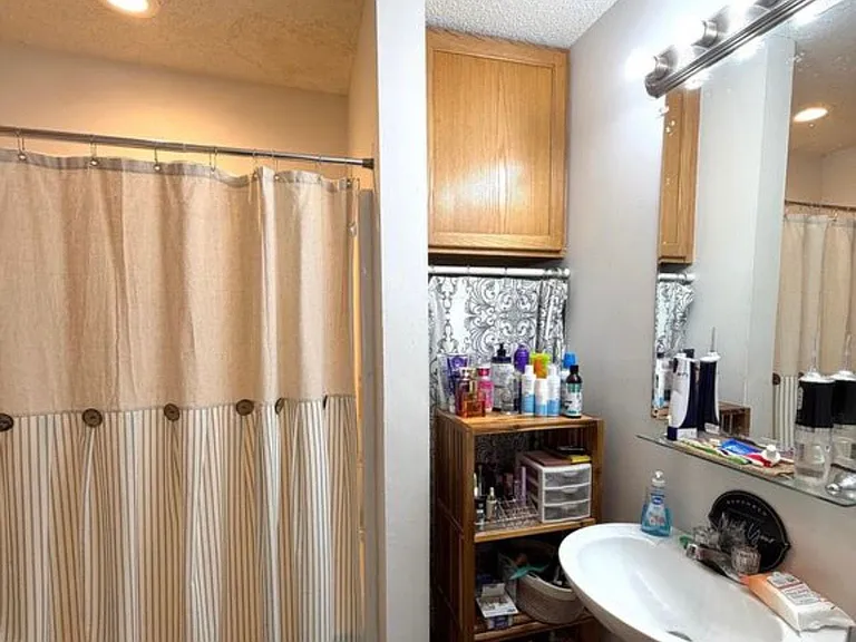 503 E Oliver St — Photo 12