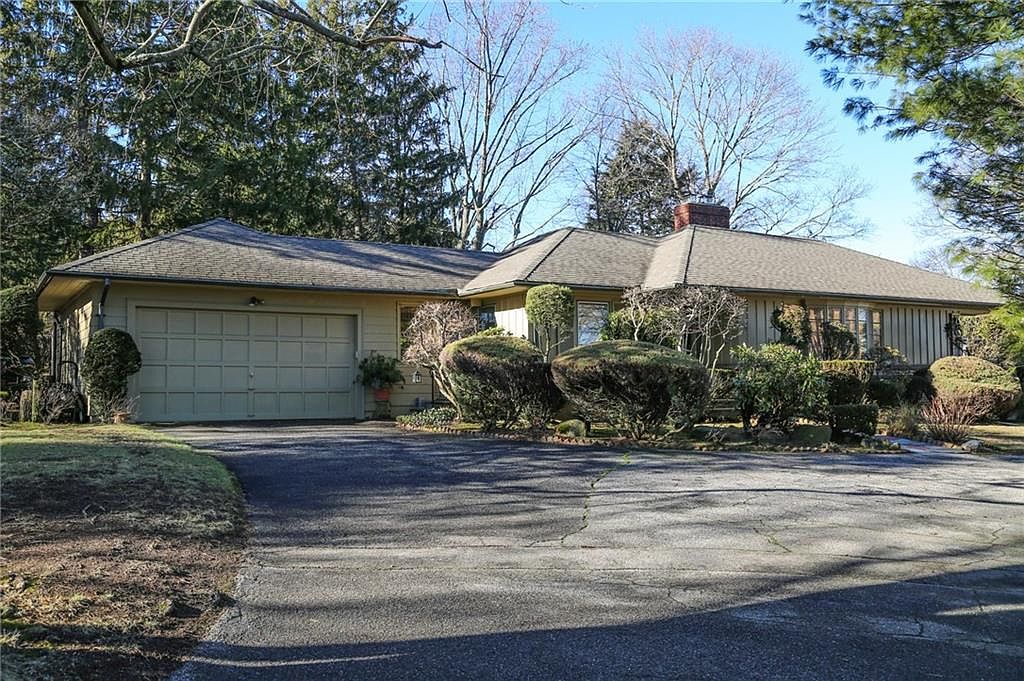 21 Lawnacre Dr, Cranston, RI 02920 Zillow