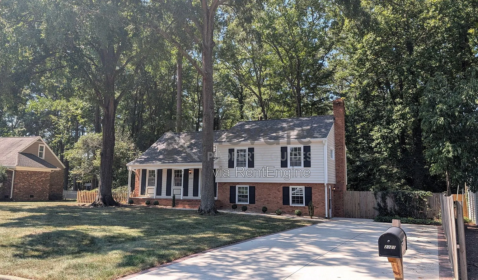 4 bed, 2.5 bath, 2900 sqft, $2,995 — Photo 4