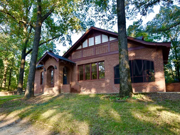 728 San Marcos Dr, Starkville, MS 39759