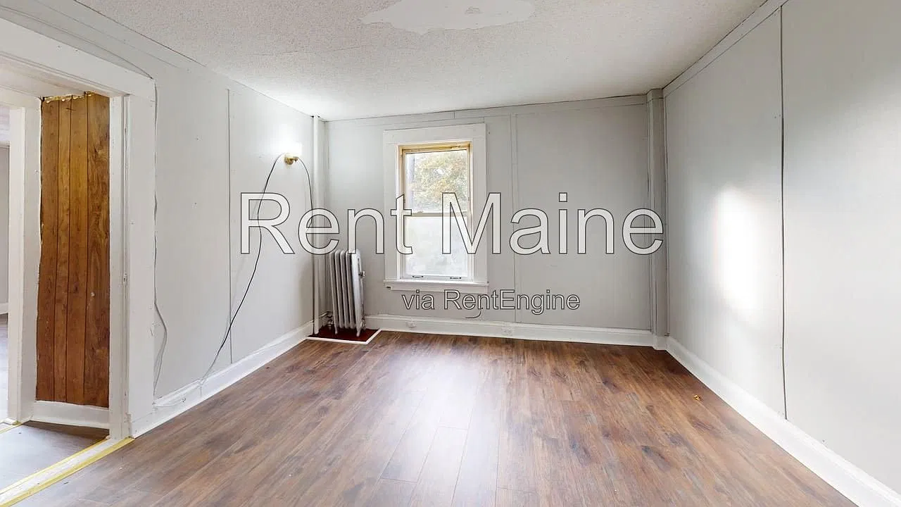 1 bed, 1.0 bath, 681 sqft, $1,000 — Photo 3