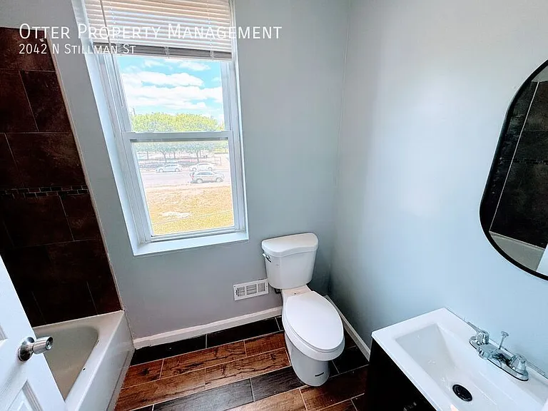 2042 N Stillman St — Photo 21