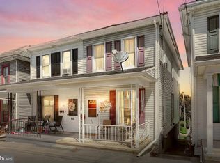653 W Broadway, Red Lion, PA 17356