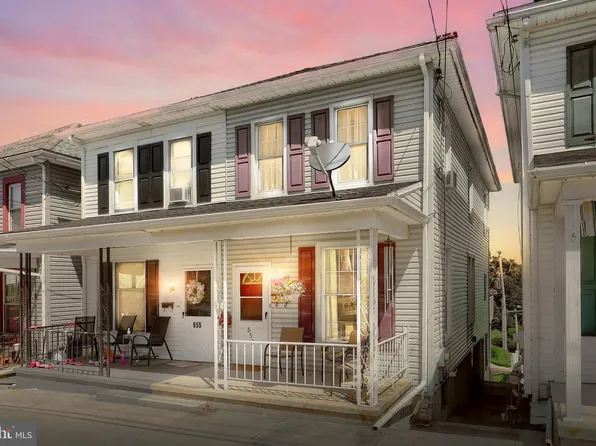 653 W Broadway, Red Lion, PA 17356
