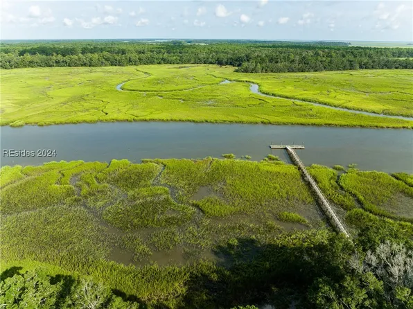 19 Olde Church Rd, Saint Helena Island, SC 29920