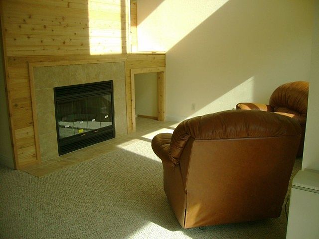 2nd image of 15 Timberline Dr
