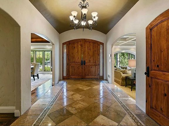 4th image of 21 Emmons Canyon Ct