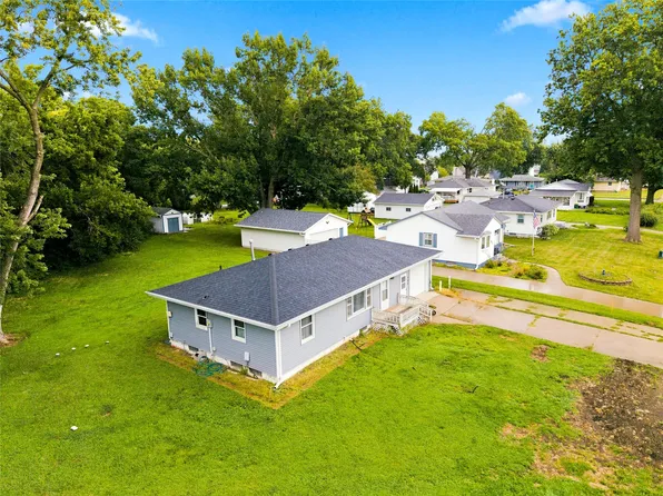 900 E Girard Ave, Indianola, IA 50125