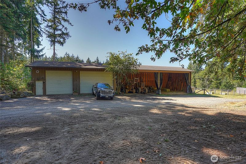 4th image of 32408 146th Avenue E