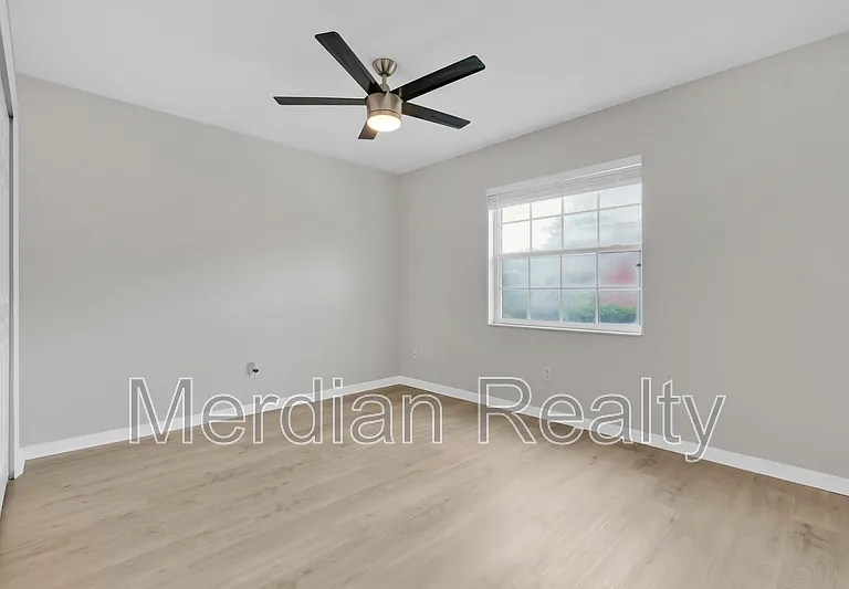 4920 Tangerine Ave #1 — Photo 8