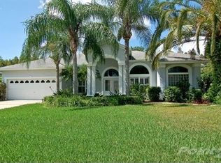 6121 Savoy Cir, Lutz, FL 33558