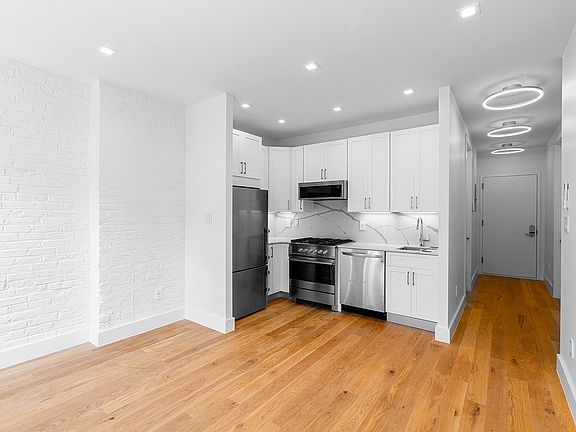 2nd image of 90 Atlantic Ave #12