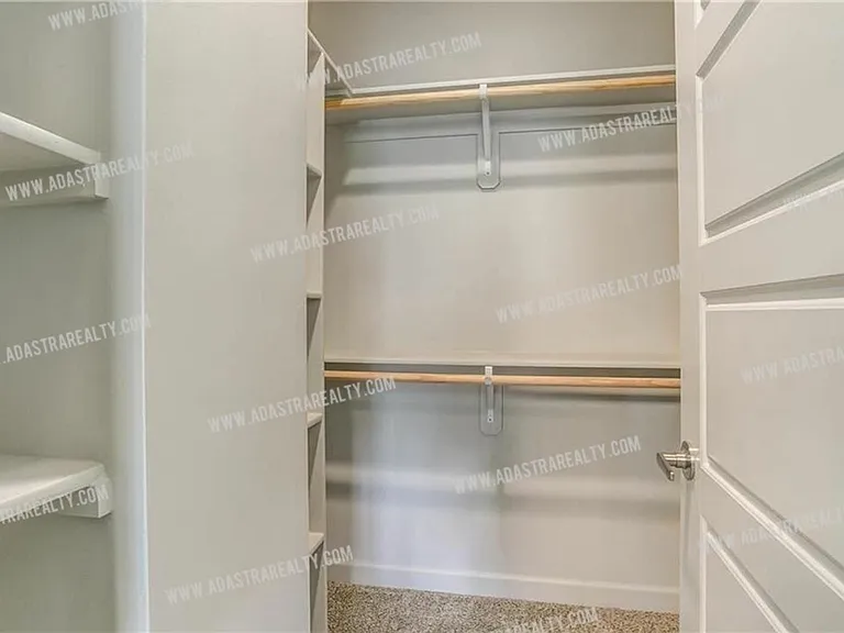 15852 Valley View Dr — Photo 10