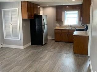 601 Warren St #3, Fall River, MA 02721