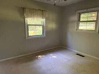 3rd image of 1715 England Hollow Rd