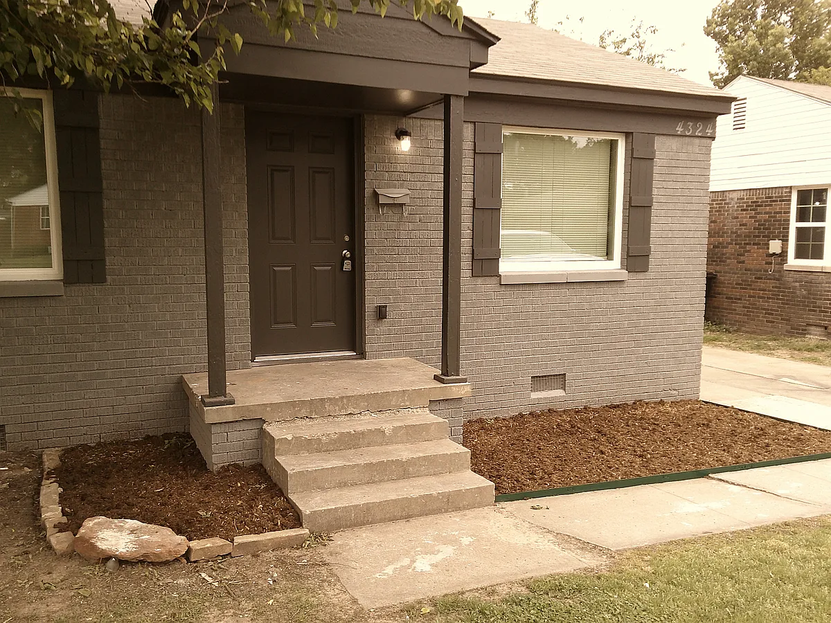 Building Photo - 4324 NW 15th St