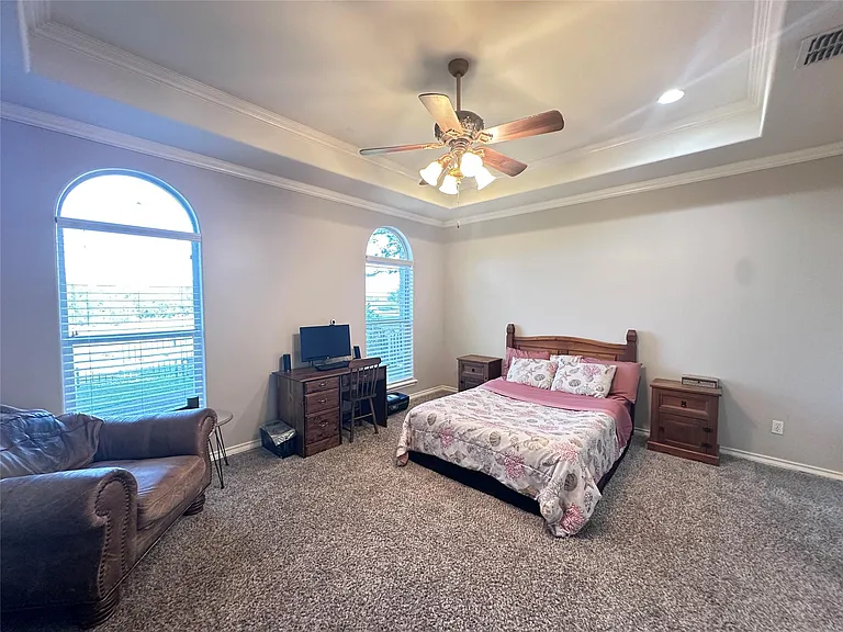 6321 Oso Pkwy — Photo 23