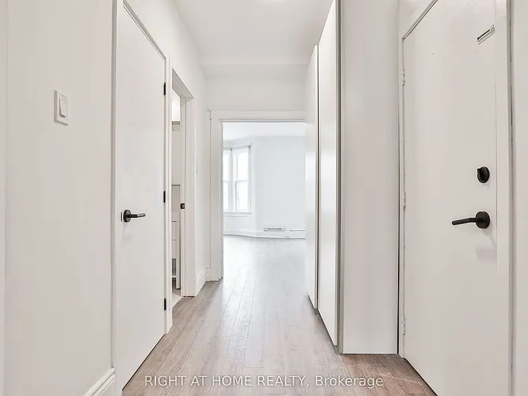 548 College St #2F — Photo 4
