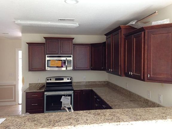 5th image of 319 Wildwood Street NW