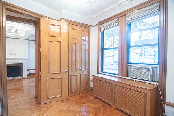 Rented by WAM Partners - William Moses Co. | media 16