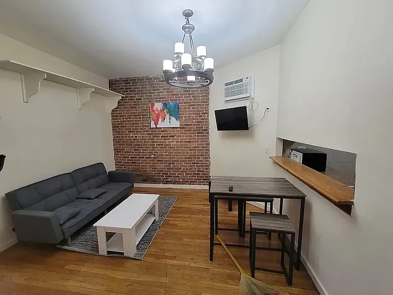 971 Columbus Ave #4 — Photo 1
