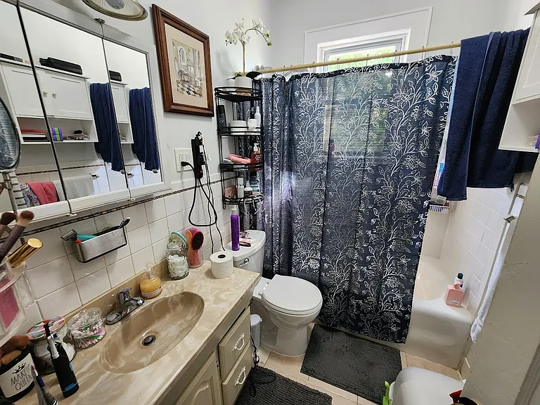611 W Blancke St #5 — Photo 18