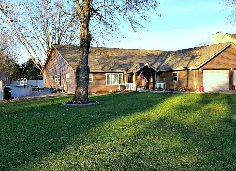 27114 Long Lake Rd, Wind Lake, WI 53185 Zillow