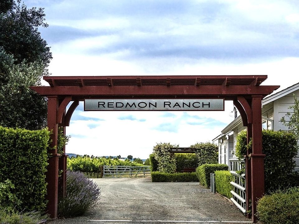 Redmon Ranch Entrance