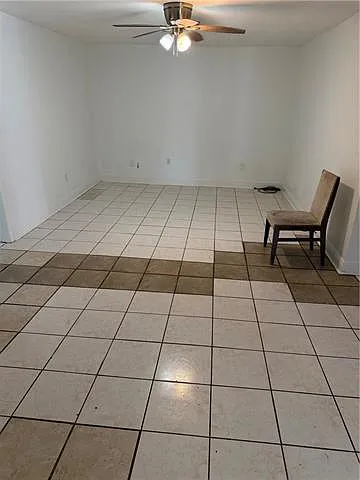 4 bed, 2.0 bath, 1387 sqft, $2,000 — Photo 4