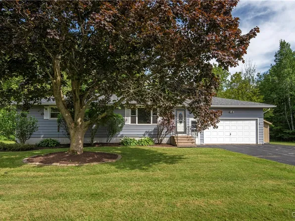 304 Stafford Cir N, Clinton, NY 13323