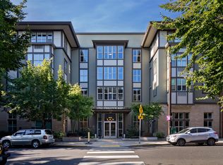 Savier Street Flats, Portland, OR 97210