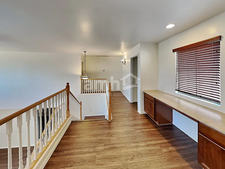 1497 E Magnum Rd — Photo 13