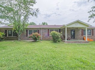 11 Henry Thompson Rd, Taft, TN 38488