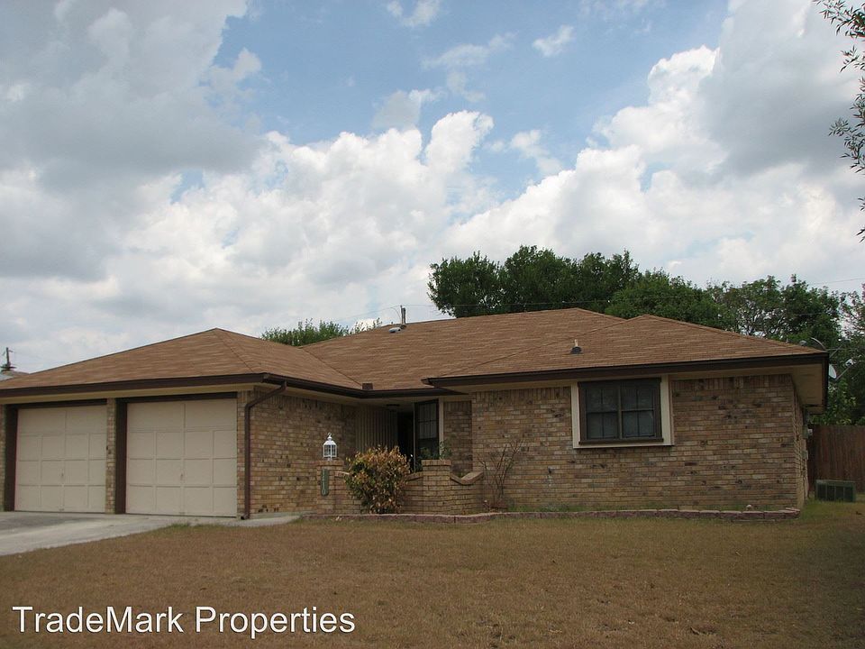 1st image of 1410 Linda Ln