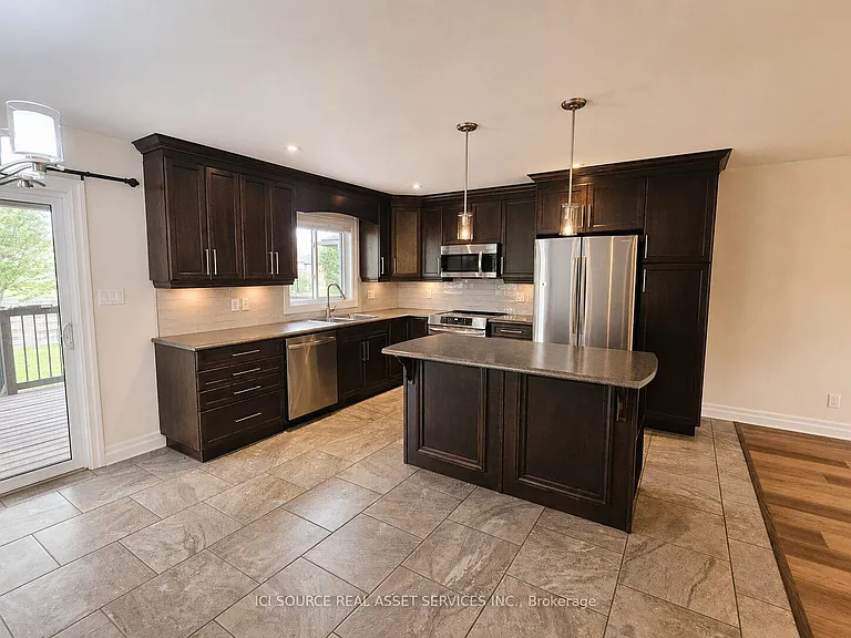 6 Aspen Dr #1 — Photo 8