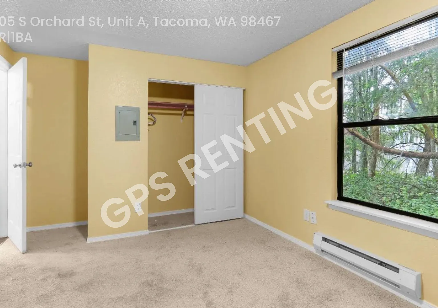 Peaceful Living in University Place Bright, Spacious & Move-In Ready — Photo 4