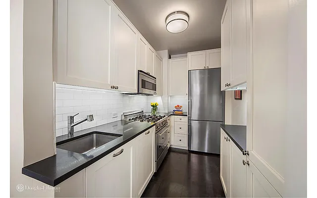 Sold by Douglas Elliman | media 4