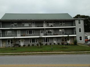 1645 Scotland Ave APT 3B, Chambersburg, PA 17201