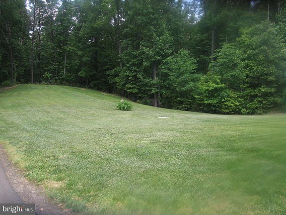 Exterior view in rear of home