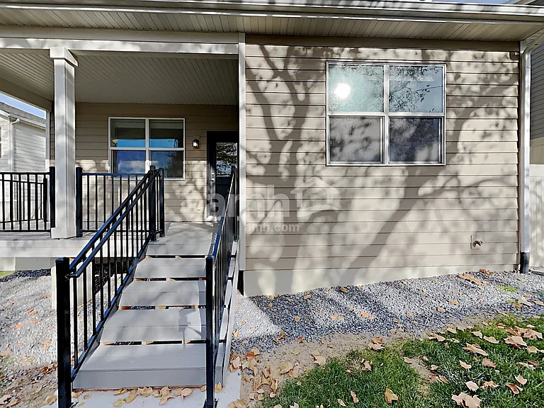 2992 S Village Dr — Photo 26