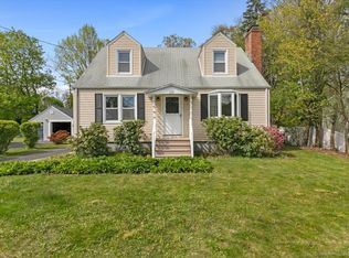 119 Sunnyside Ct, Milford, CT 06460